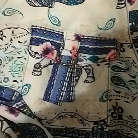 Blouse - Picture 4 of 5